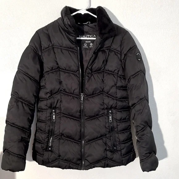 Nautica Black Puffer Jacket, Water Resistant, Size Medium, Like New - Picture 11 of 14